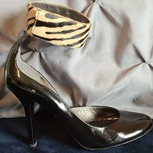 Studio y black stilettos